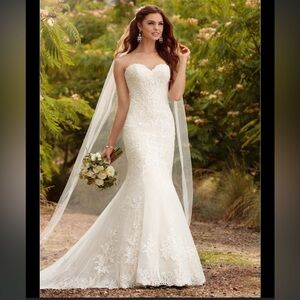 Essence of Australia D2209 Trumpet Beaded Gown